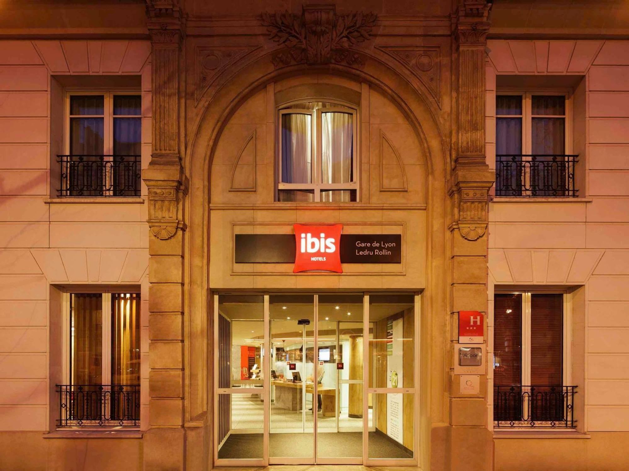 Готель Ibis Paris Gare De Lyon Ledru Rollin Екстер'єр фото